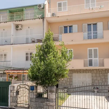 Apartment Nono Near The Beach With Parking *